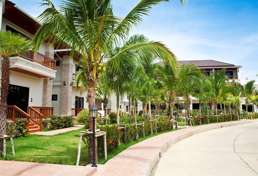 Rawai Grand House -Sha Plus Luaran gambar
