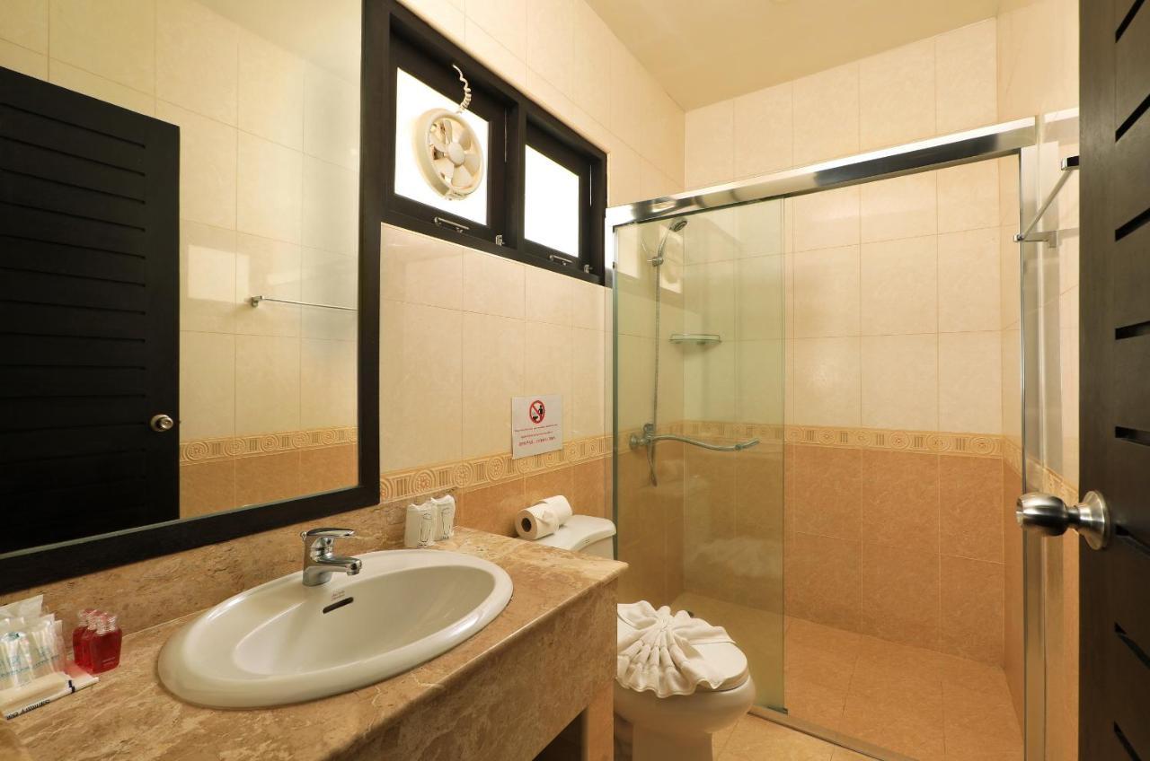 Rawai Grand House -Sha Plus Luaran gambar