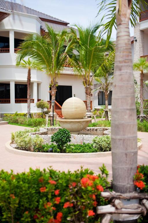 Rawai Grand House -Sha Plus Luaran gambar